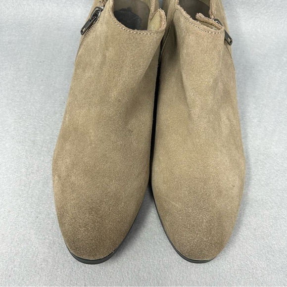 Very Volatile Los Angeles Heeled Ankle Bootie Womens 10 Tan Suede Zip Up - Picture 6 of 13